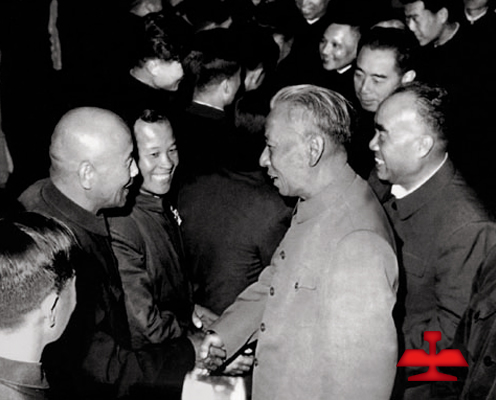 1959年毛澤東同志親切接見全國著名勞動模范、鞍鋼老英雄孟泰